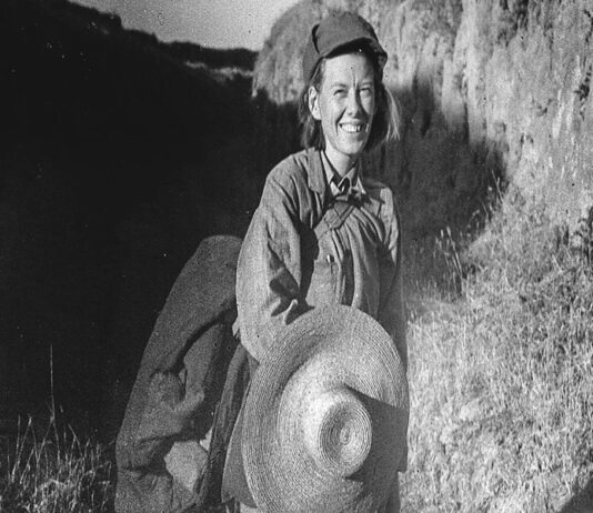 Isabel Crook Age: Demystifying Other Fascinating Facts About The World’s Oldest Educator Isabel Crook Age